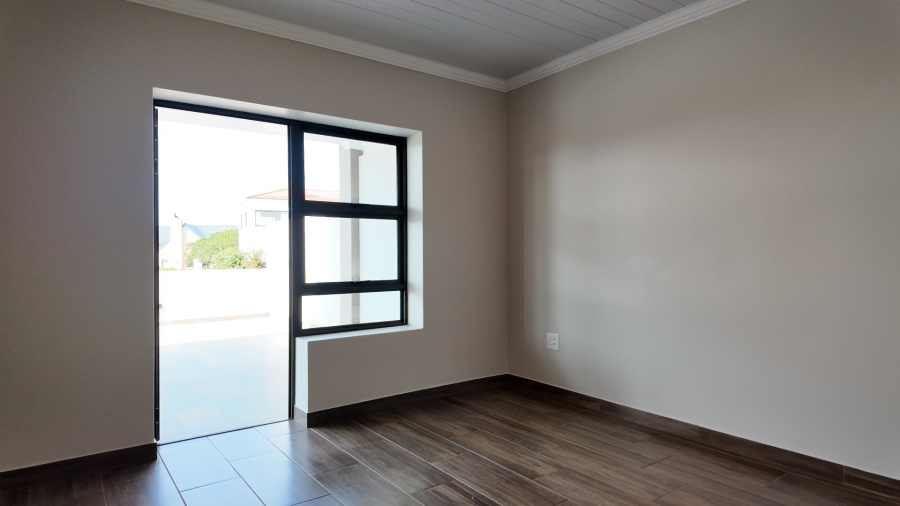 3 Bedroom Property for Sale in Stilbaai Wes Western Cape